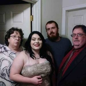 Meet your Posher, Linda